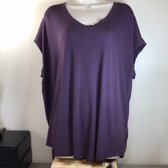 Athleta Tops - 💜 Athleta 💜…Women’s XL…Plum Sleeveless Workout Top/Oversized T-Shirt!